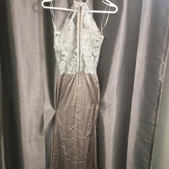 Gown - Picture 3 of 5